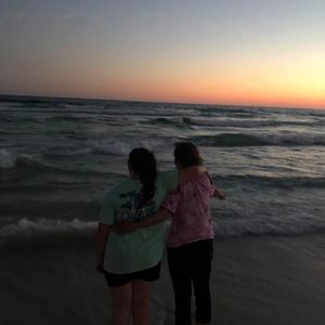 Meet your Posher, Ernestine